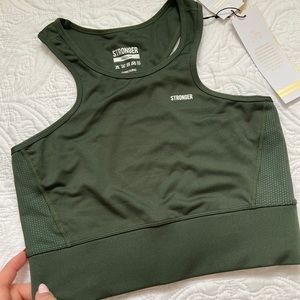CROP WORKOUT TOP 💚
